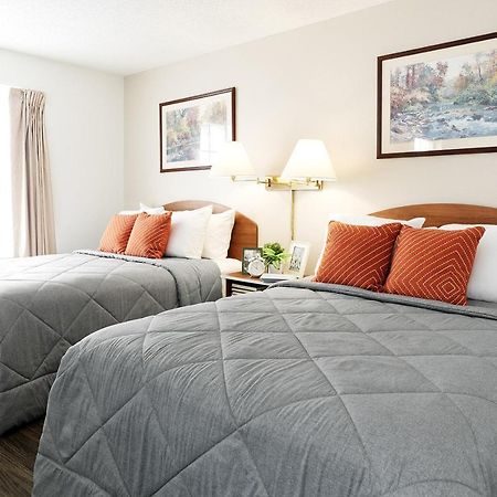 Intown Suites Extended Stay Raleigh Nc- Capital Blvd Екстериор снимка