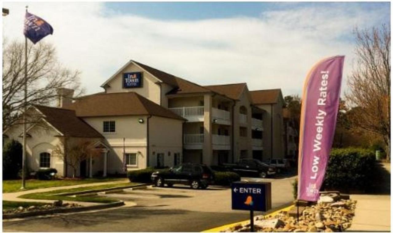 Intown Suites Extended Stay Raleigh Nc- Capital Blvd Екстериор снимка